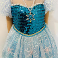 Elsa-Inspired Ice Queen Dress-Up Set for Girls – Glimmering Sequins Costume Gown with Detachable Snowflake Cape